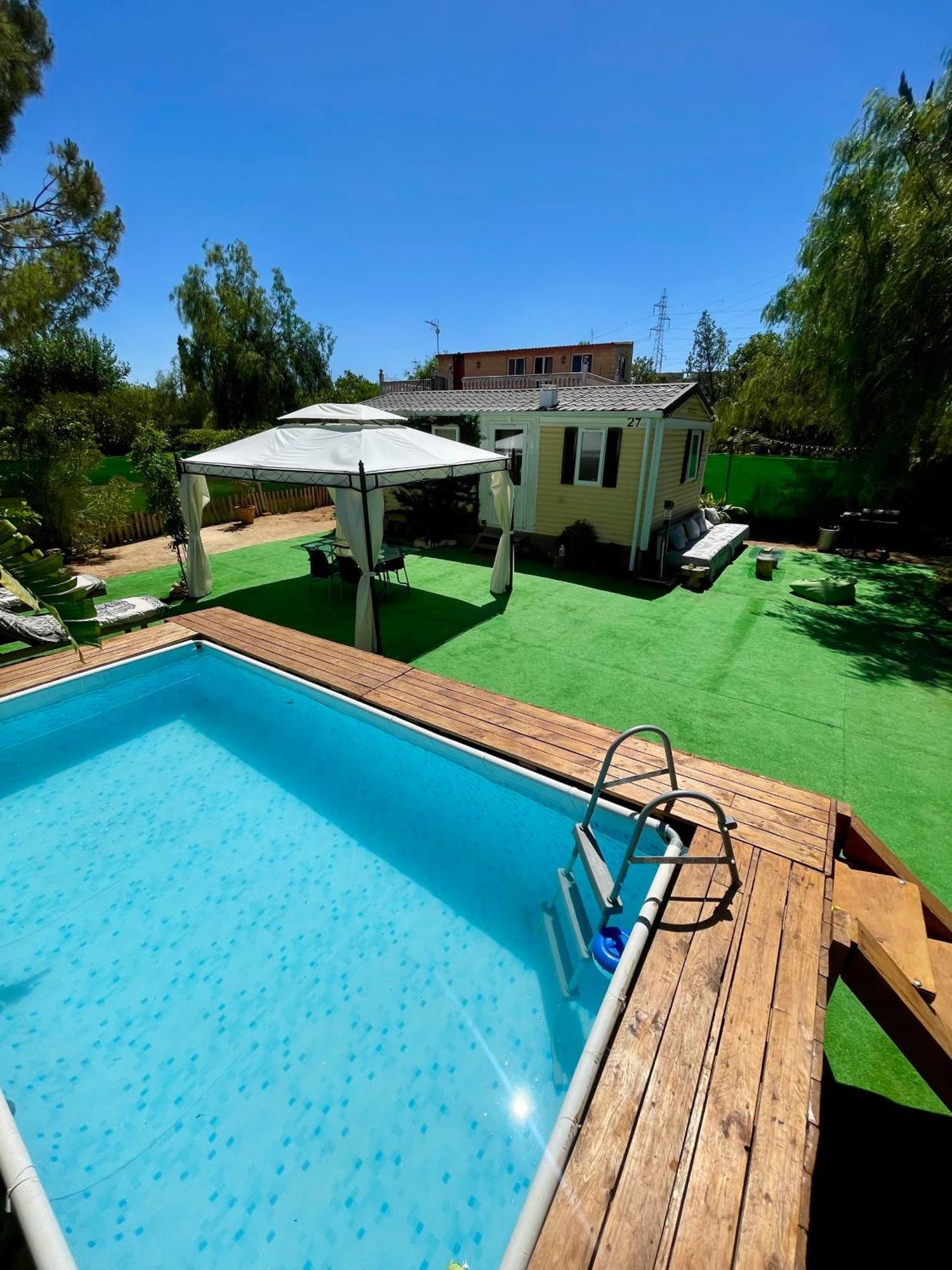 Nomada, Chalet Con Piscina En Alcala De Guadaira Ngoại thất bức ảnh