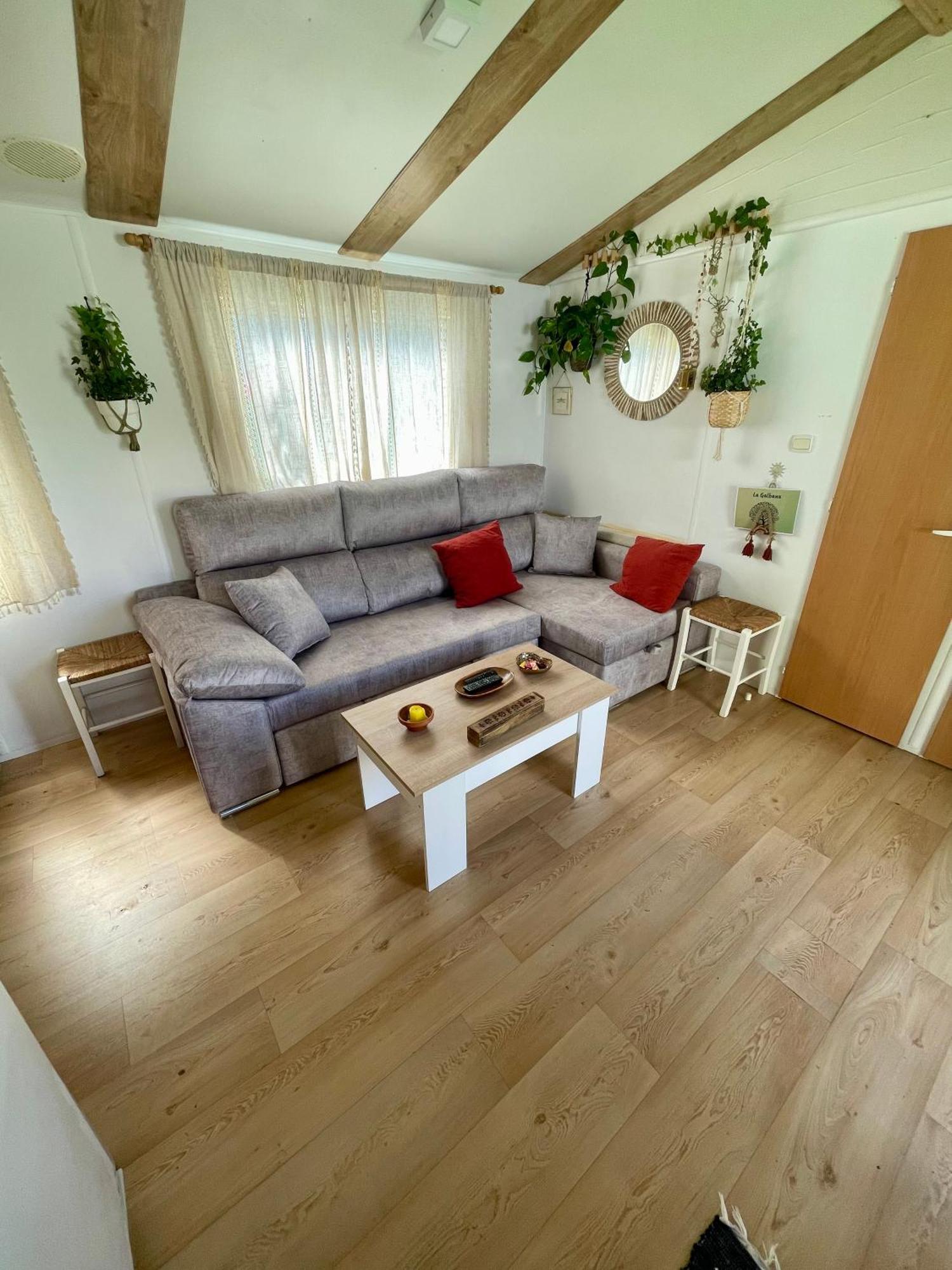 Nomada, Chalet Con Piscina En Alcala De Guadaira Ngoại thất bức ảnh